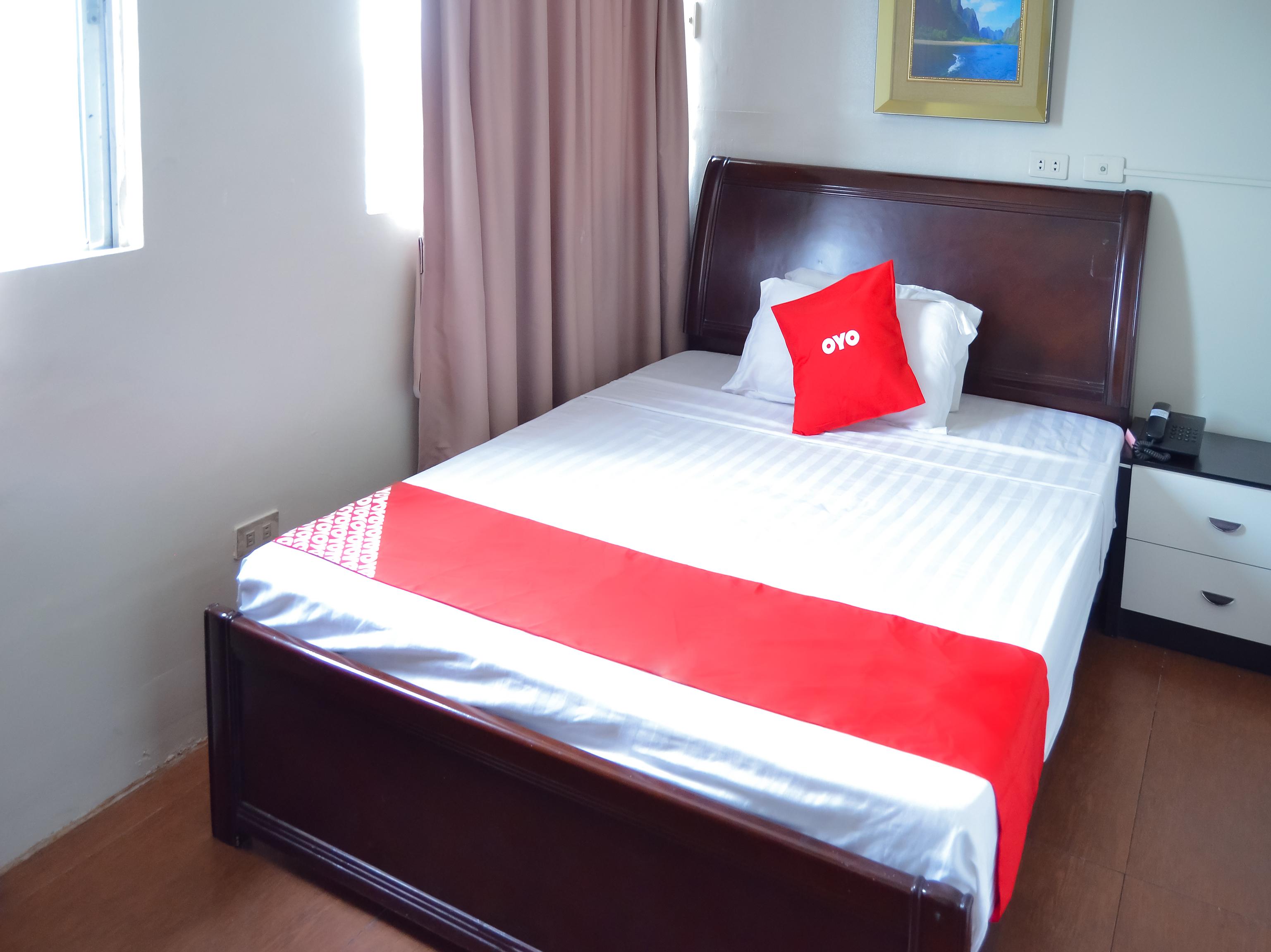 Super Oyo 791 Bell Mansion Hotel